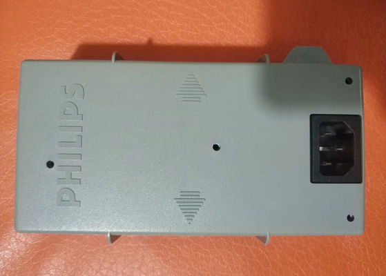 M3539A हार्टस्टार्ट के लिए पावर सप्लाई एडाप्टर MRx M3535A M3536A डिफिब्रिलेटर